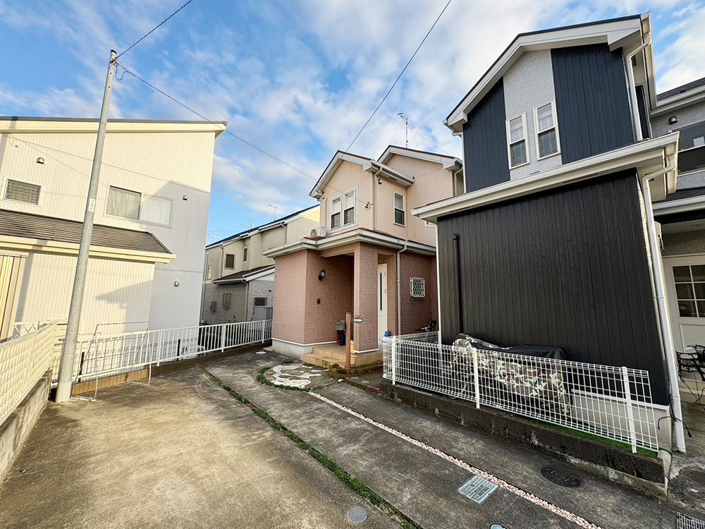 伊勢原市串橋の中古住宅